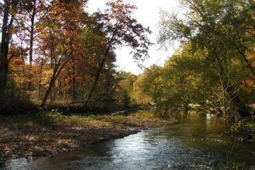 Image of the Cuyahoga River in Kent in 2012 in autumn